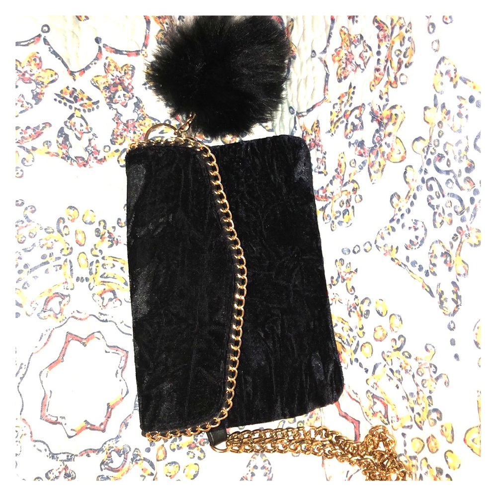 Black Velvet Clutch/Wristlet 🖤🖤🖤